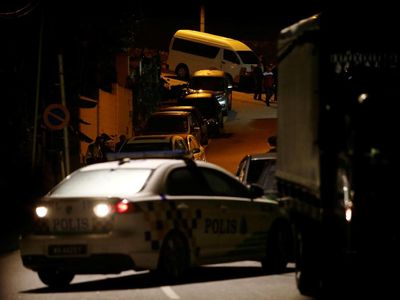 Rumah Najib Digeledah Polisi Malaysia, Begini Suasananya