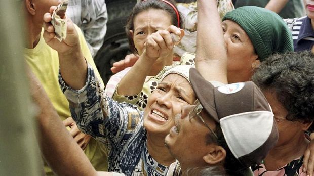Setelah mengalami krisis ekonomi pada 1998, Indonesia juga dilanda krisis ekonomi pada 1998.