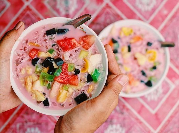 Aduh Segarnya! 10 Racikan Es Buah Pilihan Netizen Ini Cocok Buat Berbuka