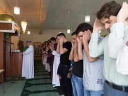 Paling Lama, Waktu Puasa di Negara Ini Sampai 20 Jam