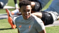 Trent Alexander-Arnold adalah bek 19 tahun asal Liverpool. Meski masih sangat muda, manajer Juergen Klopp mempercayakan dia sebagai strater sejak musim lalu. (Foto: LiverpoolFC.com)