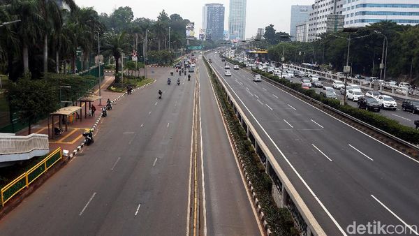 Hari Pertama Puasa, Tol Dalam Kota Jakarta Lancar