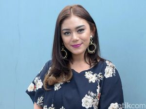 Thalita Latief Idap Tumor Tiroid, Kondisi Apa Itu? Thalita Latief Idap Tumor Tiroid, Kondisi Apa Itu?