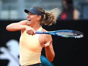 Sharapova ke Babak 16 Besar Usai Bertarung Tiga Set Sharapova ke Babak 16 Besar Usai Bertarung Tiga Set