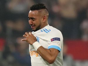 Dimitri Payet dan Tabu Sentuh Trofi Sebelum Laga Final Dimitri Payet dan Tabu Sentuh Trofi Sebelum Laga Final