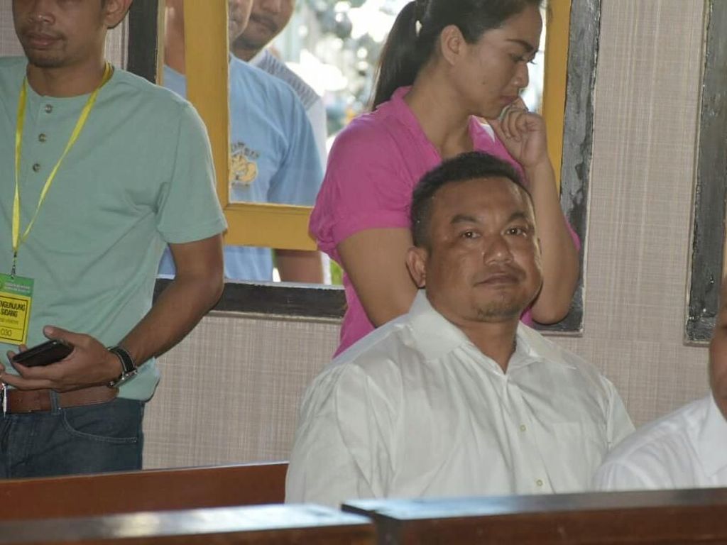 Jadi Bandar Narkoba, Eks Wakil Ketua DPRD Bali Dituntut 15 Tahun Jadi Bandar Narkoba, Eks Wakil Ketua DPRD Bali Dituntut 15 Tahun