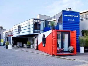 Kontainer Bekas Ini Disulap Jadi Rumah Mewah