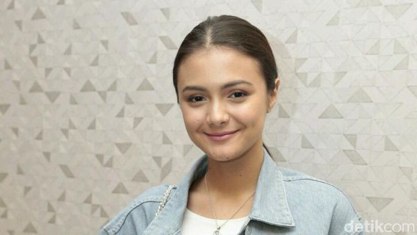 Manisnya Amanda Rawles Bikin Puasa Makin Semangat