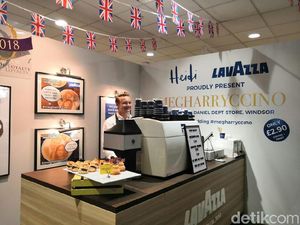 Menyeruput Megharryccino, Cappuccino Berwajah Meghan-Harry di Windsor Menyeruput Megharryccino, Cappuccino Berwajah Meghan-Harry di Windsor