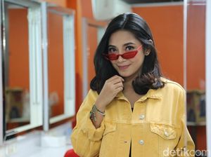 Pagi! Lihat Dinda Kirana yang Makin Manis Yuk Pagi! Lihat Dinda Kirana yang Makin Manis Yuk