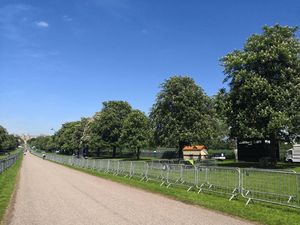 Foto: Ini Jalur yang Akan Dilintasi Kereta Kuda Harry-Meghan