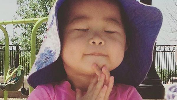 Ekspresi Menggemaskan Anak-anak Ketika Berdoa