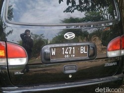 Kecoh Polisi, Terduga Teroris Probolinggo Pakai Satu Nopol untuk 2 Mobil