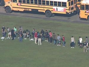 Penembakan Brutal Sekolah di Texas, 2 Orang Ditangkap