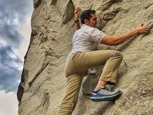 Sosok Adrian Maulana, Rajin Olahraga dan Inspiratif!