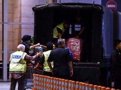 Berhasil Dibuka Polisi, Ini Isi Brankas 20 Tahun Milik Najib