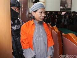 Jadi Otak Rentetan Teror Bom, Aman Abdurrahman Dituntut Hukuman Mati