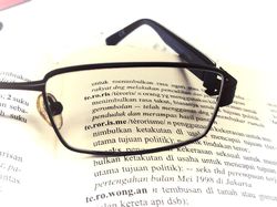 Mengungkap Keistimewaan Bahasa Melayu, Dari Kolonial Belanda hingga Merdeka