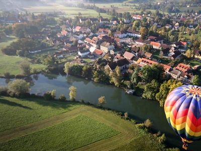 Foto: Kota Masa Kecil Melania Trump