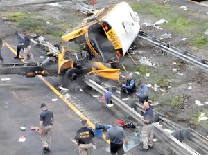 Kecelakaan Bus Sekolah di New Jersey Tewaskan 2 Orang