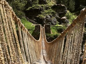 Jembatan Rumput Sekuat Baja Peninggalan Suku Inca Jembatan Rumput Sekuat Baja Peninggalan Suku Inca