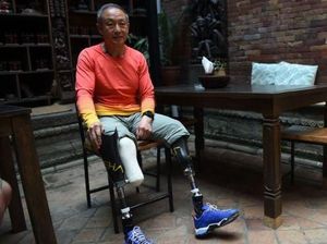 Kedua Kaki Diamputasi, Pria China Berhasil Daki Gunung Everest