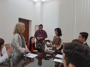 Pelajar SMA Italia Pelajari Indonesia Pelajar SMA Italia Pelajari Indonesia
