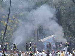 Tiga Orang Berhasil Selamat dalam Kecelakaan Pesawat di Havana