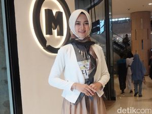 Hijabers Cantik Makan Lampu Neon, Bagaimana Kondisi Gigi dan Mulutnya?