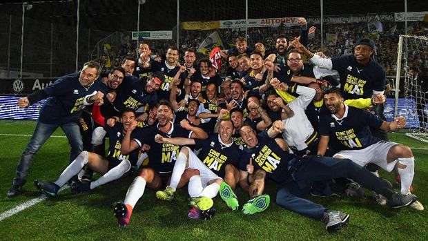 Parma kembali ke Serie A