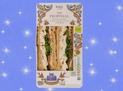 Kini Giliran Mark & Spencer Bikin Chicken Sandwich Spesial Royal Wedding
