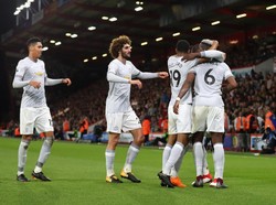 Giggs Sarankan MU Datangkan Full-back dan Gelandang Kreatif