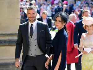 Gelar Pesta Tahun Baru, David dan Victoria Beckham Habiskan Rp 500 Juta Gelar Pesta Tahun Baru, David dan Victoria Beckham Habiskan Rp 500 Juta