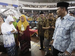 Khofifah Siapkan Lembaga Konsultasi untuk Tekan Angka Perceraian