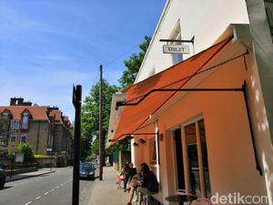 Singgah ke Violet Cakes, Pembuat Kue Pengantin Pangeran Harry-Meghan