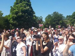 Tepuk Tangan Meriah di Windsor Saat Harry dan Meghan Resmi Menikah