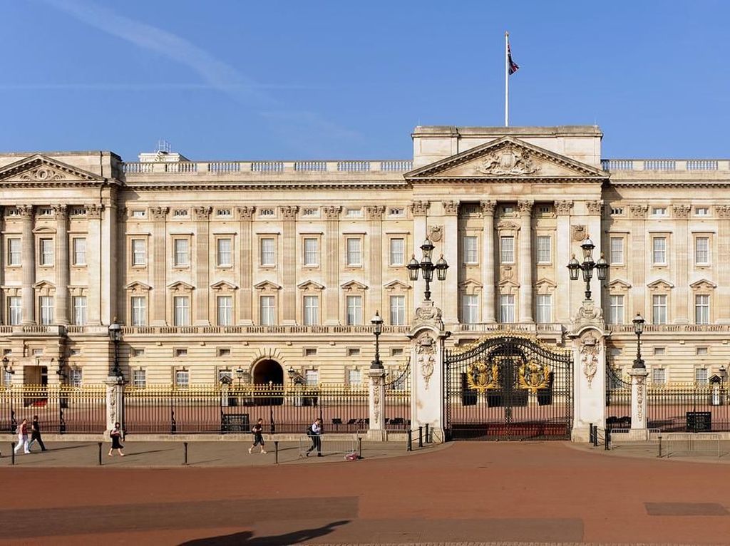 Mewahnya Deretan Istana yang Dihuni Keluarga Kerajaan Inggris