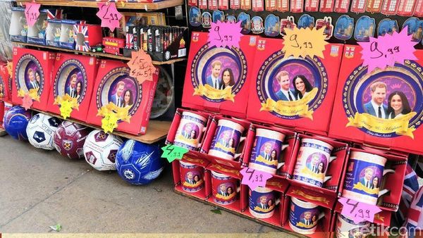 Warna Warni Suvenir Royal Wedding Pangeran Harry-Meghan Markle