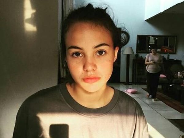 Terpikat Pesona Portia Fischer, Bek Cantik U-16 yang Bikin Jatuh Cinta