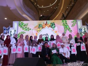 Video Hijabers Cantik Debus dengan Makan Neon