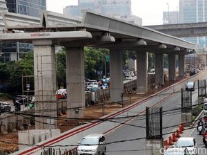 Pekerjaan LRT Jabodebek Mandek di Setiabudi, Ada Apa?