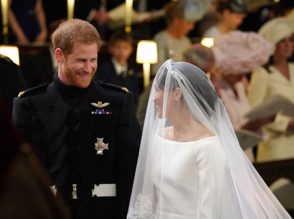 Isi Goodie Bag Pernikahan Pangeran Harry dan Meghan Markle