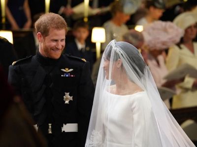 Foto: Suvenir Koin Pangeran Harry & Meghan Markle