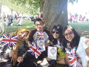Kesan Mahasiswa RI di Inggris Usai Saksikan Pernikahan Harry-Meghan Kesan Mahasiswa RI di Inggris Usai Saksikan Pernikahan Harry-Meghan