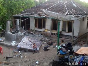 DPR Minta Kemenag Tuntaskan Konflik Ahmadiyah-Warga di NTB DPR Minta Kemenag Tuntaskan Konflik Ahmadiyah-Warga di NTB