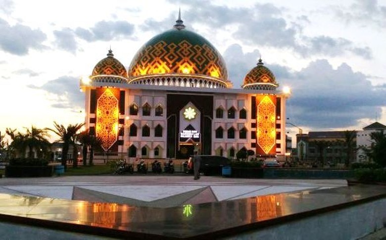 Berburu Berkahnya Bukber di Masjid Darussalam Palangka Raya