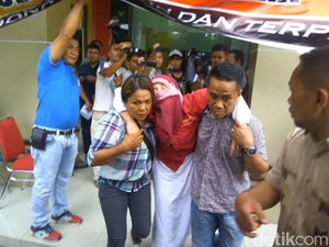 Sebar Hoaks Bom Surabaya Pengalihan Isu, Dosen USU Diadili Sebar Hoaks Bom Surabaya Pengalihan Isu, Dosen USU Diadili