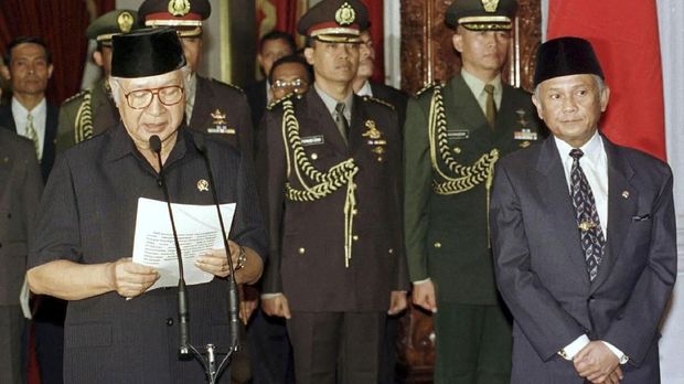 Soeharto 'Bapak Korupsi', Tim Prabowo Sebut Tim Jokowi Dendam