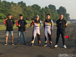 Pebalap ABM Motorsport Jadi Guru Lagi di Sentul
