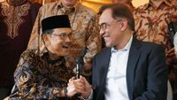 Potret Habibie Bersama Para Tokoh Dunia